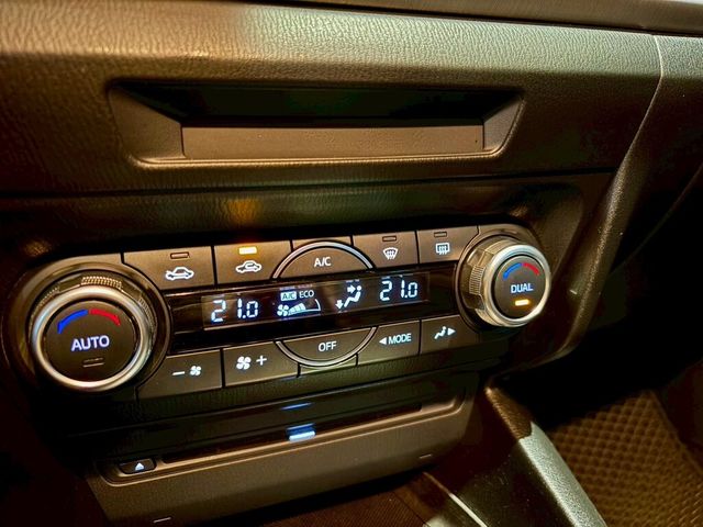MAZDA馬自達 MAZDA 3  第18張相片