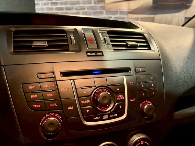 MAZDA馬自達 MAZDA 5  第15張相片