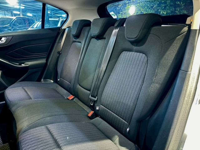 FORD福特 FOCUS  第10張相片