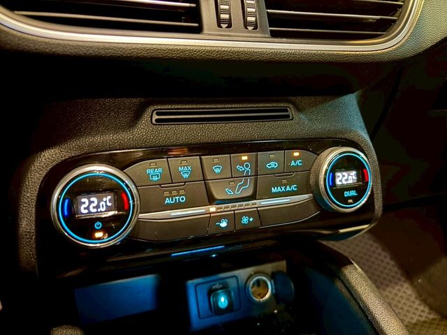 FORD福特 FOCUS  第14張相片