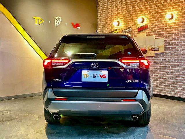 TOYOTA豐田 RAV4  第4張相片