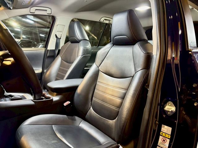 TOYOTA豐田 RAV4  第6張相片