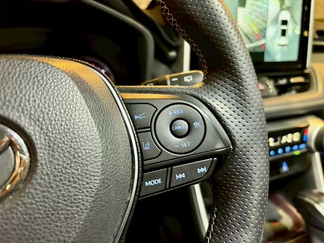 TOYOTA豐田 RAV4  第11張相片