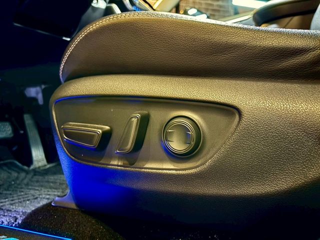 TOYOTA豐田 RAV4  第13張相片