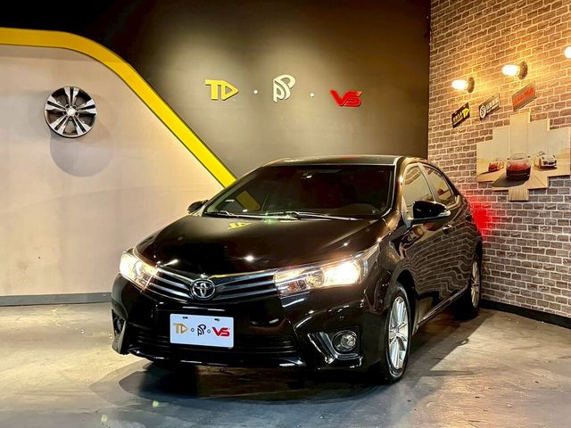 TOYOTA豐田 ALTIS  第1張相片