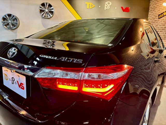 TOYOTA豐田 ALTIS  第6張相片