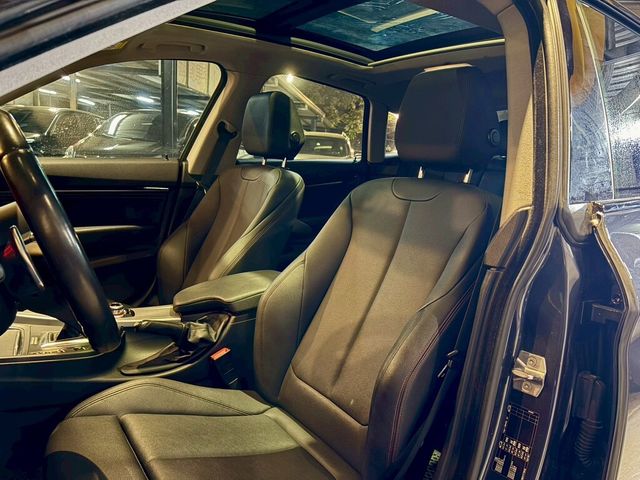 BMW寶馬 320I GT  第10張相片