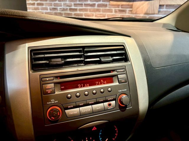 NISSAN日產 LIVINA  第13張相片