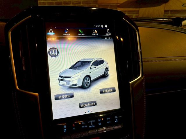 LUXGEN納智捷 U6 GT  第15張相片