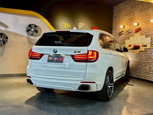 BMW寶馬 X5 XDRIVE35I  第2張相片