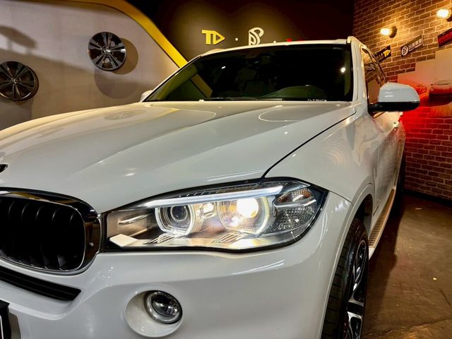 BMW寶馬 X5 XDRIVE35I  第5張相片