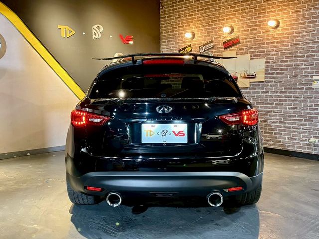 INFINITI無限 FX35  第4張相片