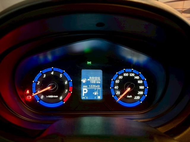 MITSUBISHI三菱 COLT PLUS  第14張相片