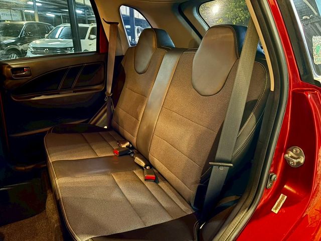 MITSUBISHI三菱 COLT PLUS  第11張相片