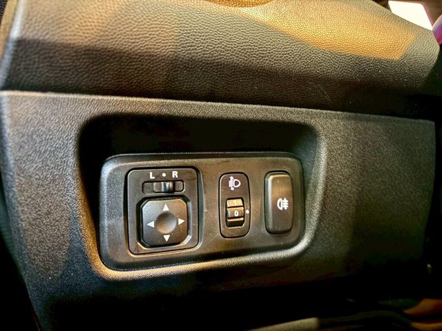 MITSUBISHI三菱 COLT PLUS  第12張相片