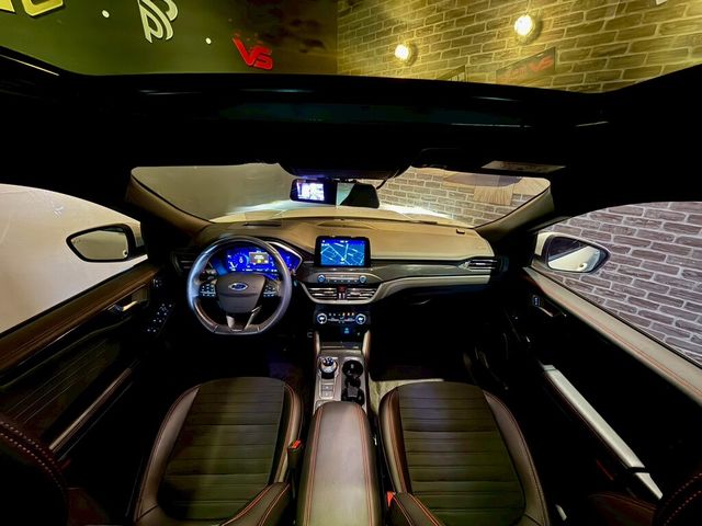 FORD福特 KUGA  第7張相片