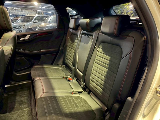 FORD福特 KUGA  第10張相片