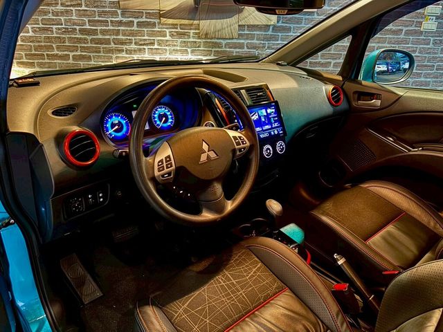 MITSUBISHI三菱 COLT PLUS  第8張相片