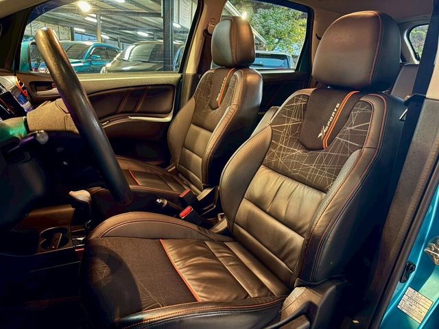 MITSUBISHI三菱 COLT PLUS  第9張相片