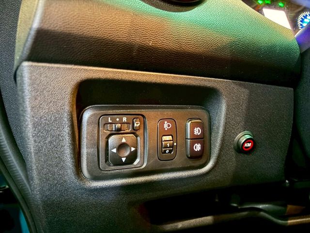 MITSUBISHI三菱 COLT PLUS  第11張相片