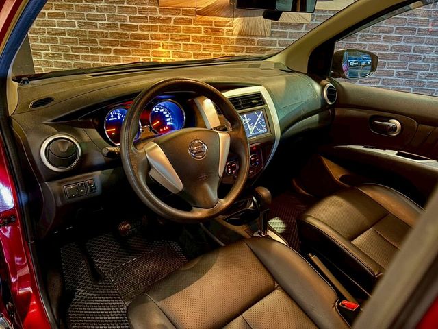 NISSAN日產 LIVINA  第8張相片