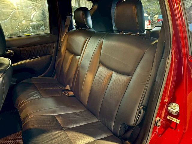 NISSAN日產 LIVINA  第10張相片