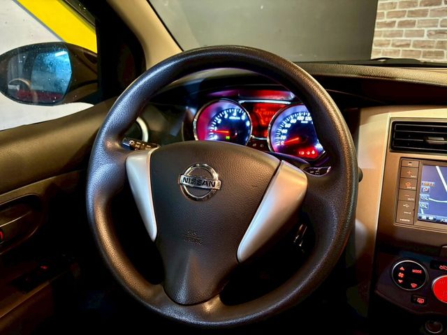 NISSAN日產 LIVINA  第11張相片