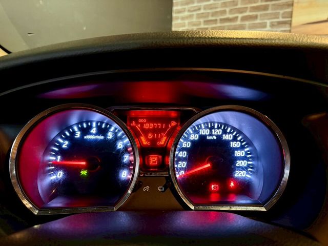 NISSAN日產 LIVINA  第12張相片