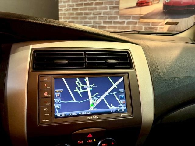 NISSAN日產 LIVINA  第13張相片