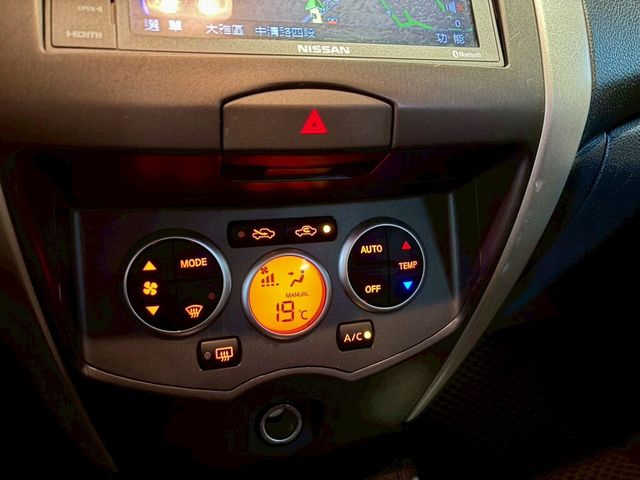 NISSAN日產 LIVINA  第15張相片