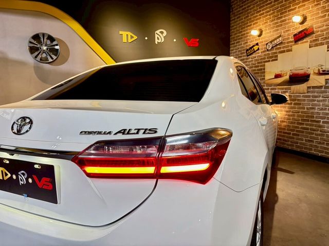 TOYOTA豐田 ALTIS  第6張相片