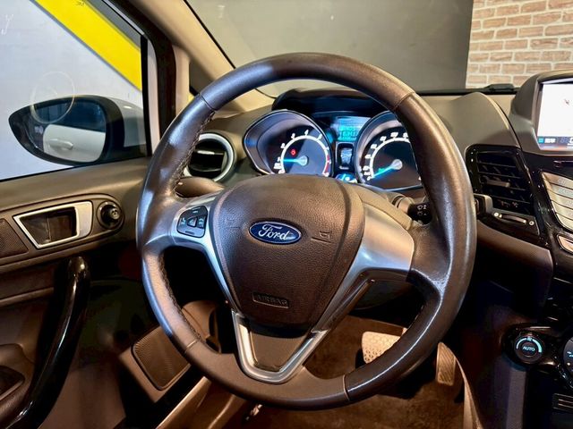 FORD福特 FIESTA  第11張相片