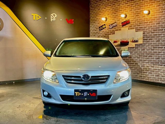 TOYOTA豐田 ALTIS  第3張相片