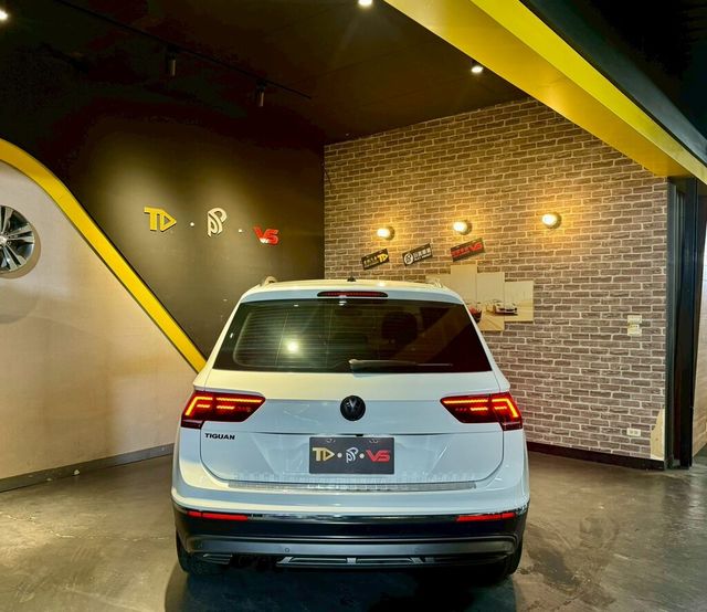VOLKSWAGEN福斯 TIGUAN  第4張相片