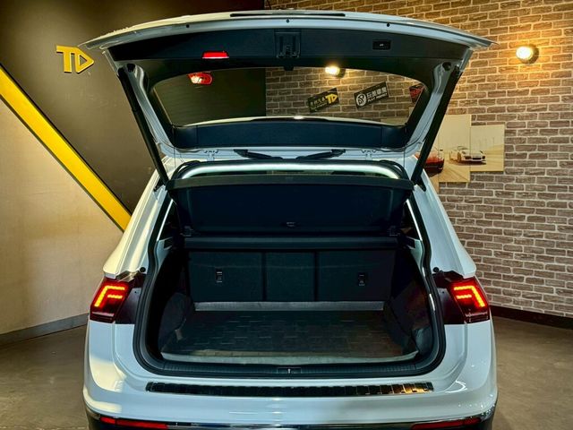 VOLKSWAGEN福斯 TIGUAN  第6張相片