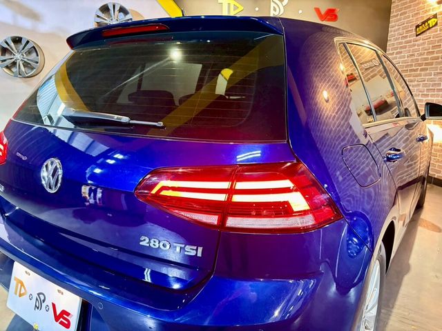 VOLKSWAGEN福斯 GOLF  第6張相片