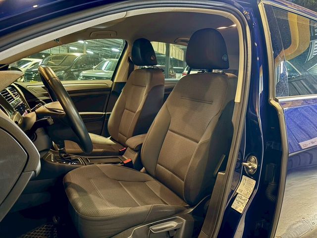 VOLKSWAGEN福斯 GOLF  第9張相片