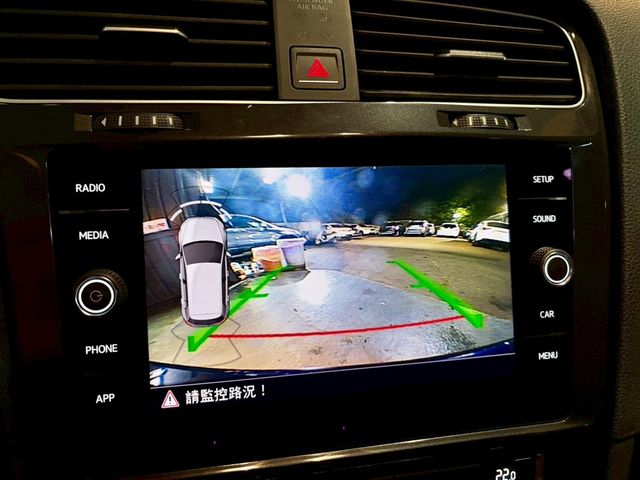 VOLKSWAGEN福斯 GOLF  第15張相片