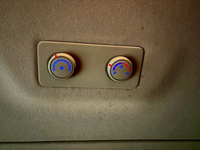 HYUNDAI現代 STAREX  第11張相片