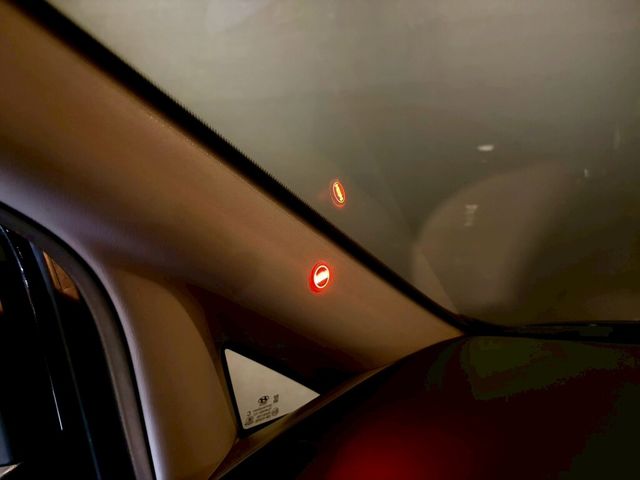 HYUNDAI現代 STAREX  第12張相片