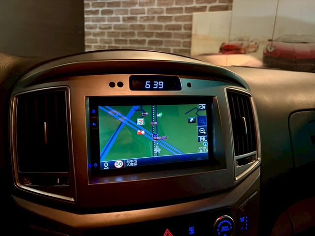 HYUNDAI現代 STAREX  第17張相片