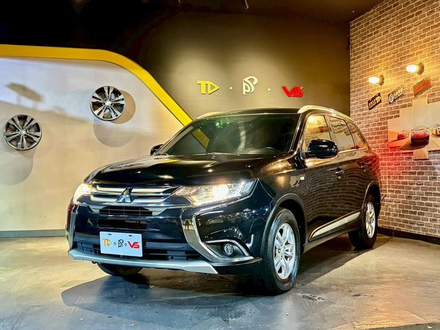 MITSUBISHI三菱 OUTLANDER  第1張相片