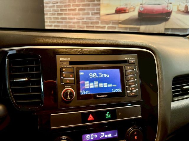 MITSUBISHI三菱 OUTLANDER  第15張相片