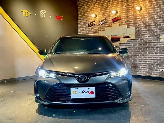 TOYOTA豐田 ALTIS  第3張相片