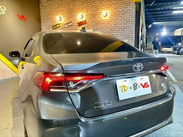 TOYOTA豐田 ALTIS  第6張相片