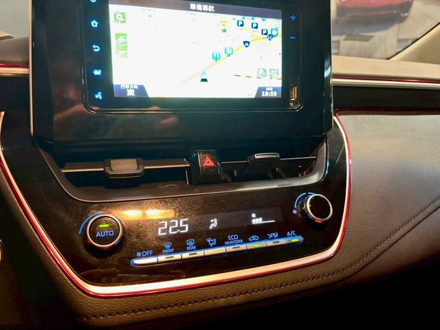 TOYOTA豐田 ALTIS  第18張相片