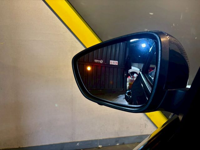 FORD福特 FOCUS ACTIVE  第7張相片