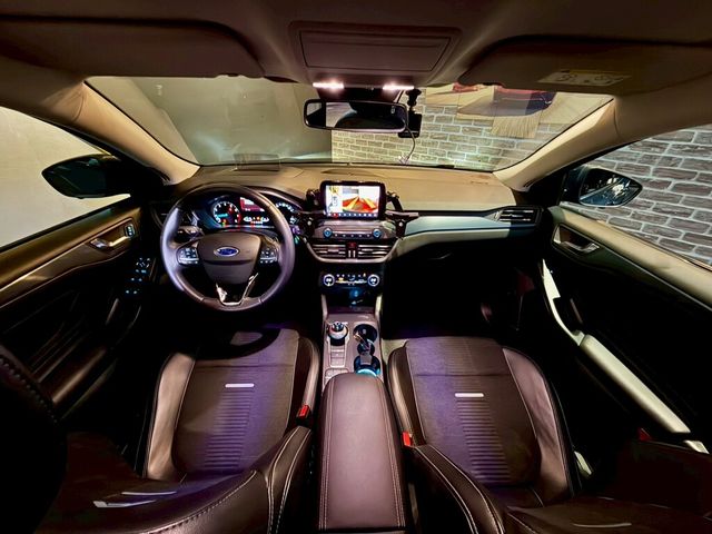 FORD福特 FOCUS ACTIVE  第8張相片