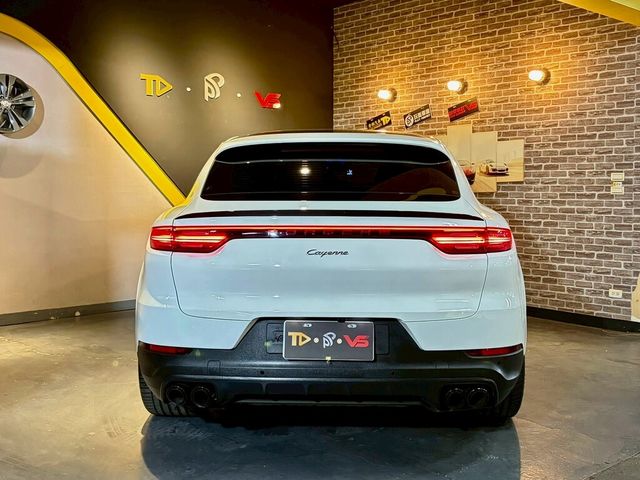 PORSCHE保時捷 CAYENNE  第4張相片