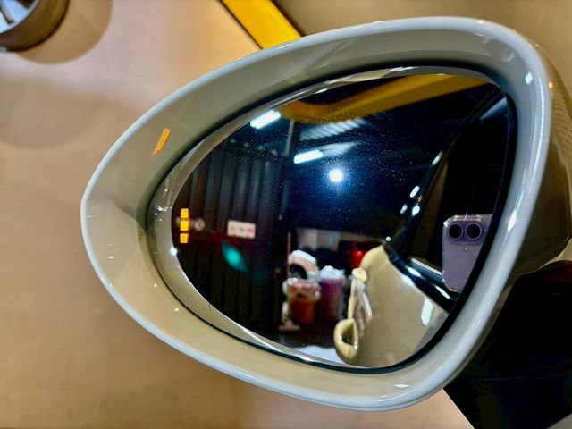 PORSCHE保時捷 CAYENNE  第8張相片